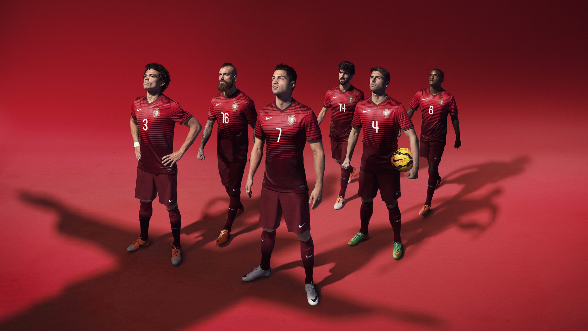 足球赛事版权市场，新赛季足球版权